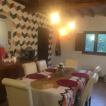 Casa De Rosa * 利亚内斯