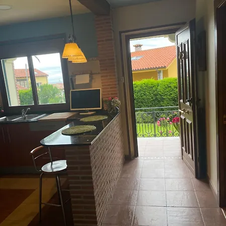 Casa De Rosa Llanes